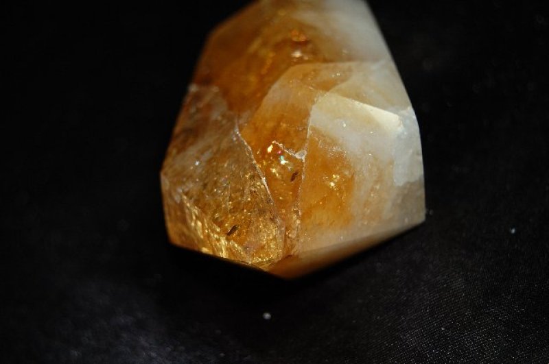 画像2: シトリンポイント(虹入り) 97g