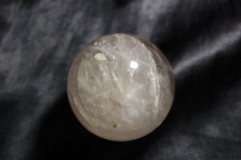 画像2: 水晶玉(クリスタルクオーツ) 403g