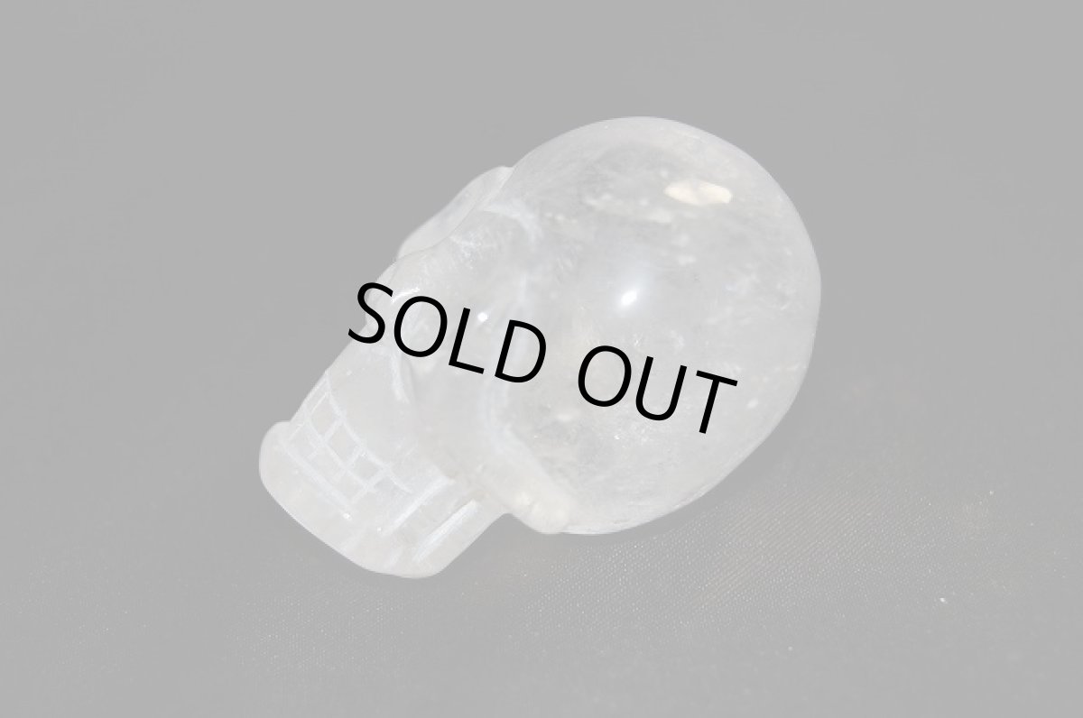 画像2: クリスタルクォーツ髑髏（水晶）ドクロ (2)