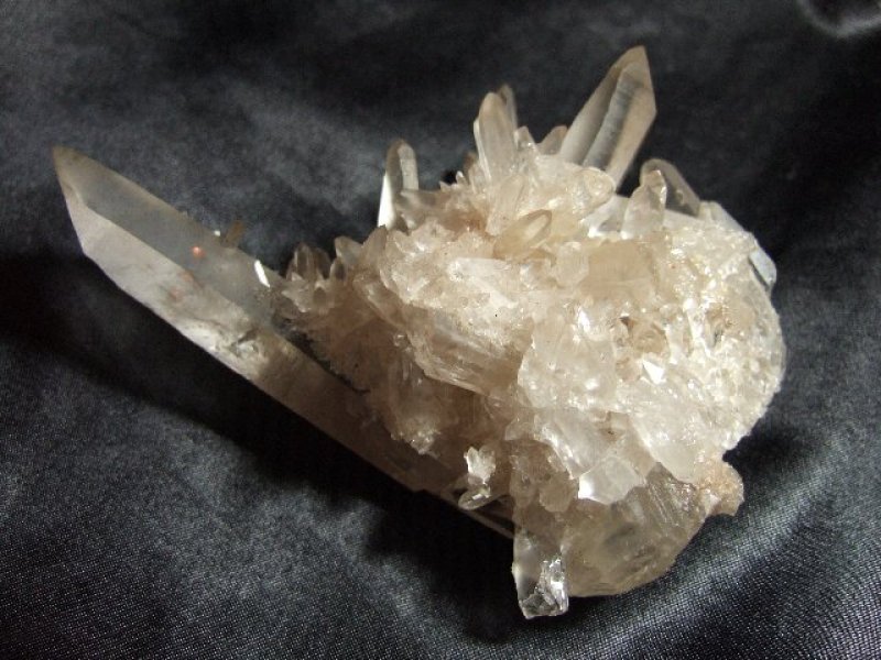 画像2: ブラジル(ディアマンティーナ)産 レーザークリスタルクラスター (水晶) 135g