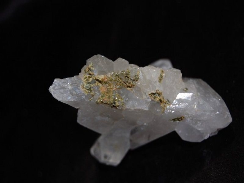 画像1: エピドート(緑れん石)付着クリスタルクラスター (水晶群晶) 59g