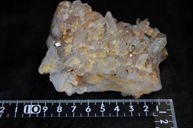 画像2: エピドート(緑れん石)付着クリスタルクラスター (水晶群晶) 358g