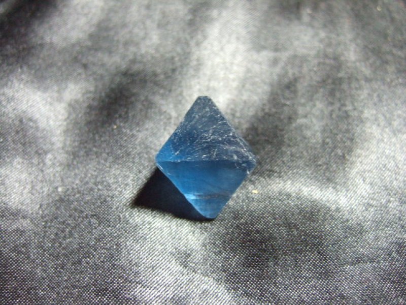 画像1: フローライト（蛍石）八面体 ビンガム産