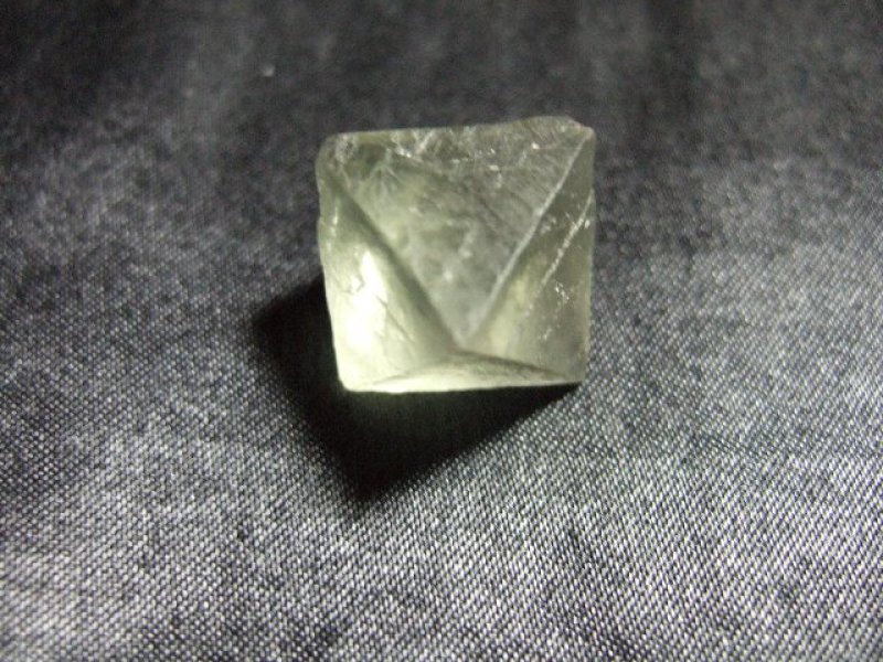 画像1: フローライト 八面体 5g