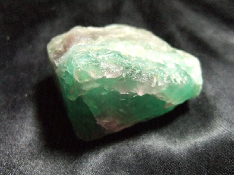 画像1: フローライト原石 111g