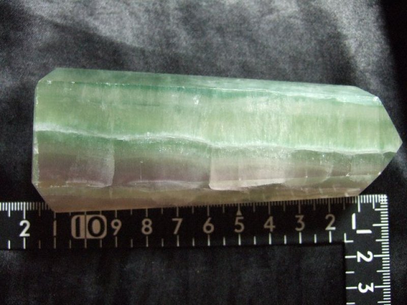 画像2: フローライト（蛍石）ポイント 302g