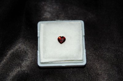 画像1: ガーネット（柘榴石） ハート ルース 0.53ct