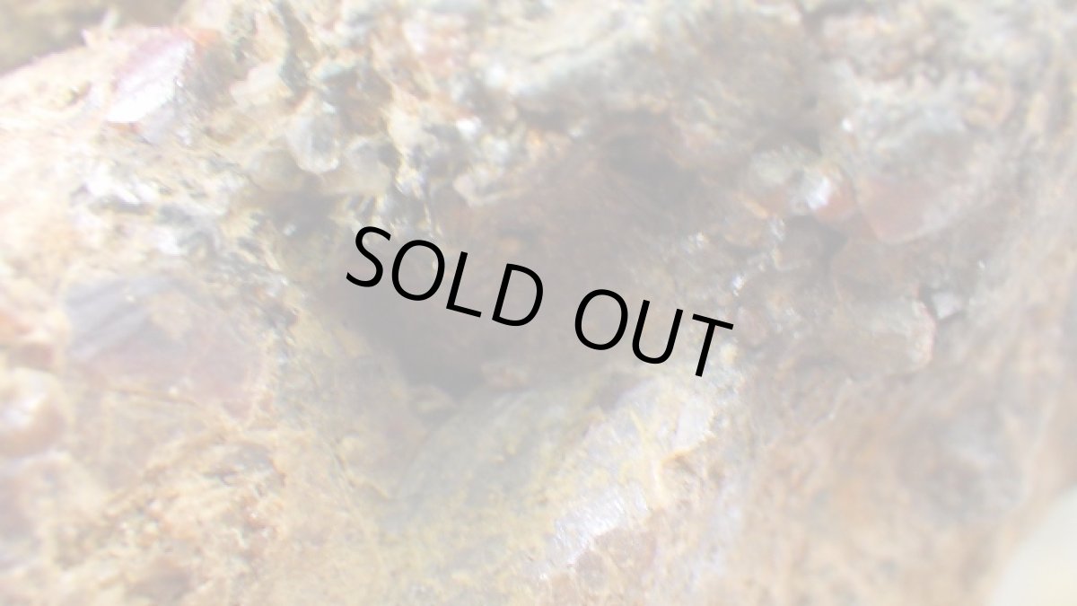 画像5: ガーネット（柘榴石） 母岩付き原石 (5)