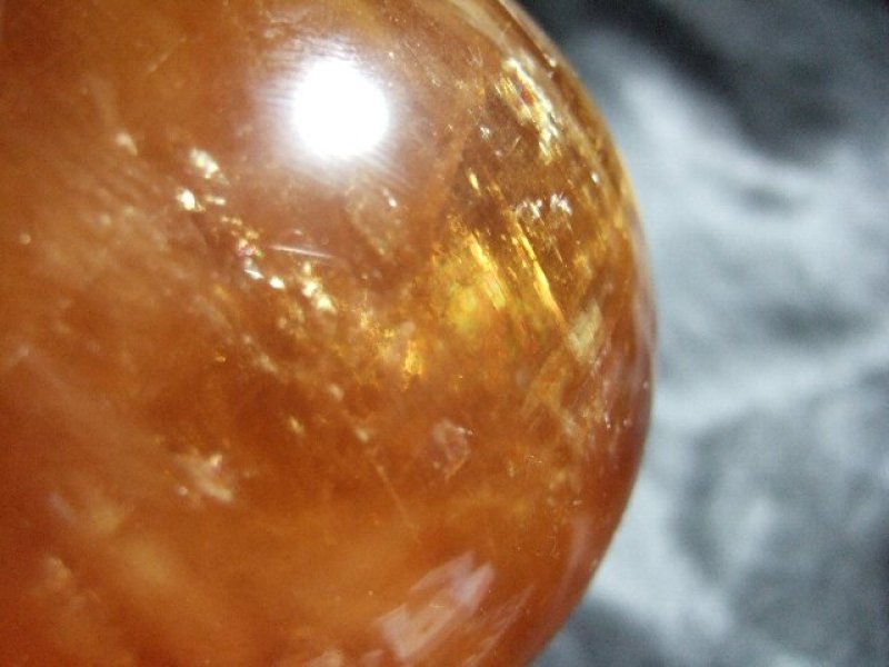 画像1: ゴールデンカルサイト 丸玉 742g