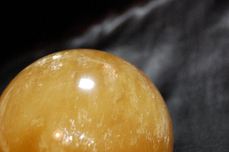 画像1: ゴールデンカルサイト 丸玉 1173g