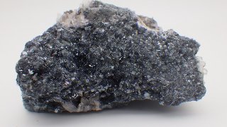 へマタイト（赤鉄鉱）の天然石 パワーストーンの販売【エル・クリスタル】