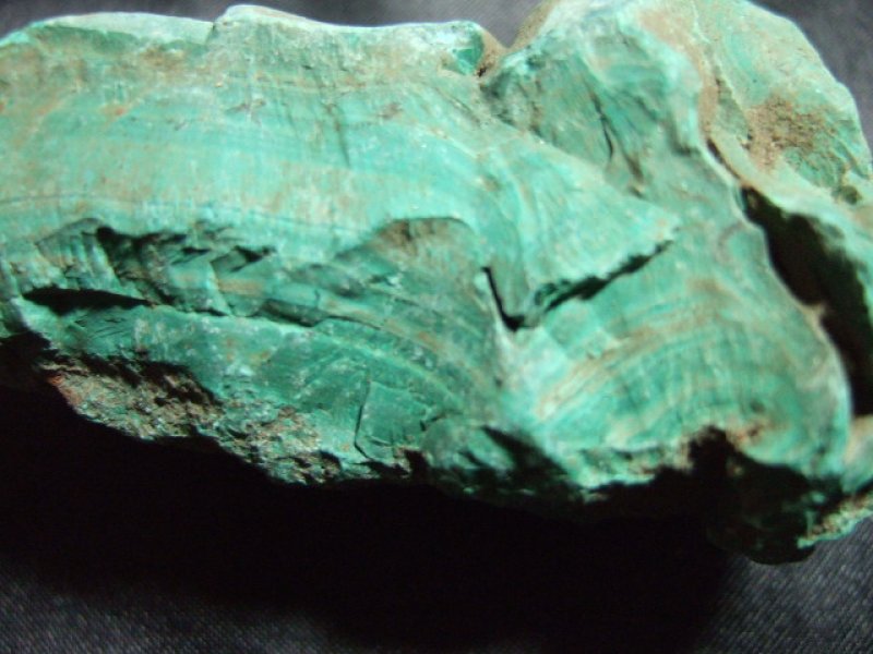 画像1: マラカイト(孔雀石)天然原石