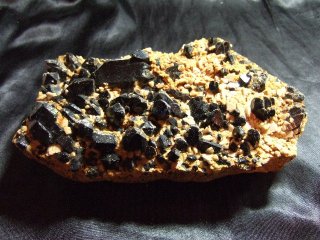 最強パワー　モリオンクラスター　① モリオンクラスター（黒水晶群晶）の天然石 パワーストーンの