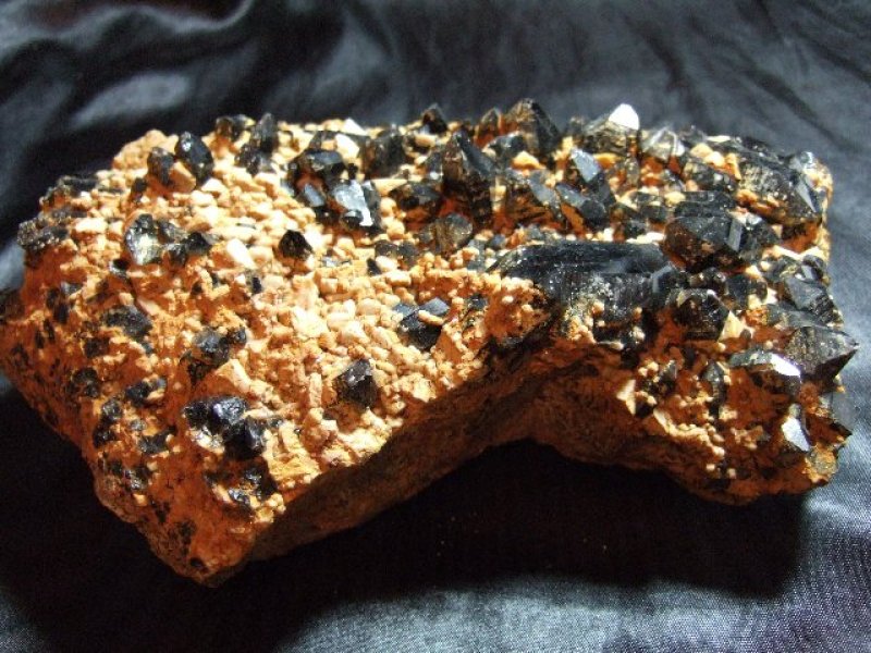 画像1: モリオンクラスター(黒水晶クラスター)モーリオン 1198g