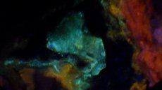 画像1: 蛍光オパール（蛋白石） (1)