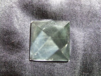 画像1: ヒマラヤクリスタル（水晶）ピラミッド 12g