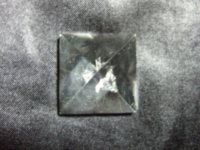 画像1: ヒマラヤクリスタル（水晶）ピラミッド 8g