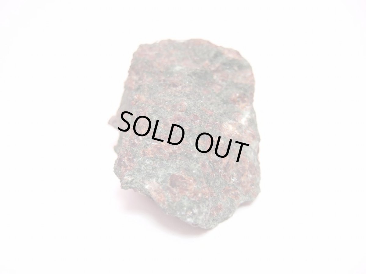 画像2: パイロープ(苦礬柘榴石)原石 (2)