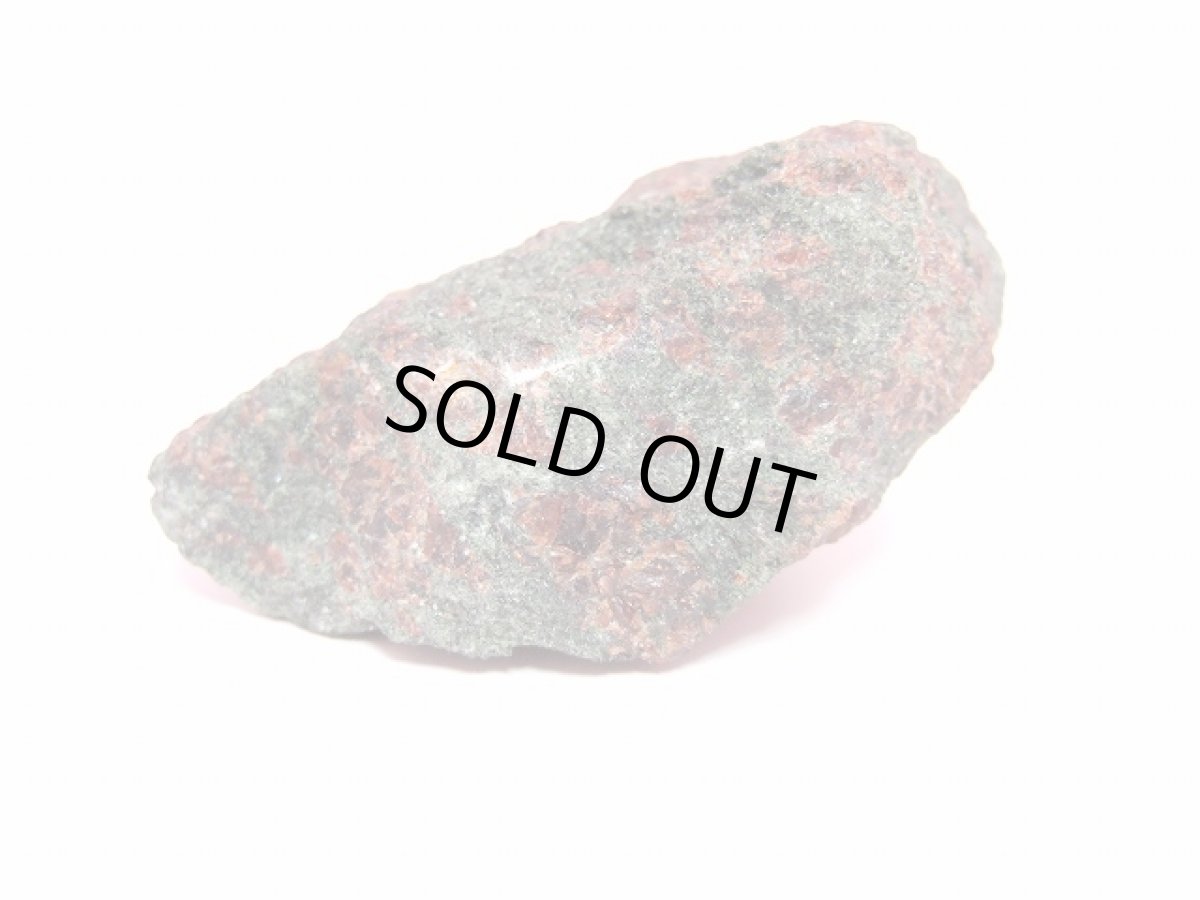 画像6: パイロープ(苦礬柘榴石)原石 (6)