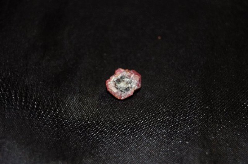 画像1: ラズベリーガーネット