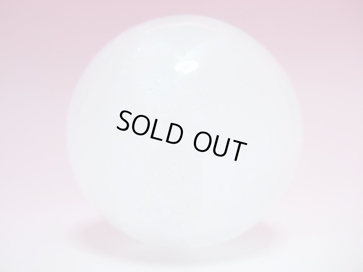 画像2: セレナイト（透石膏）丸玉 (2)