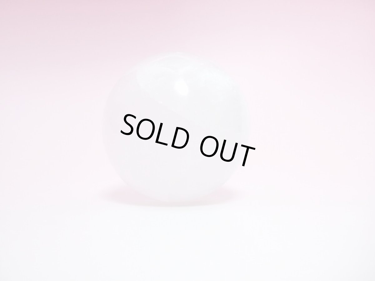 画像2: セレナイト（透石膏）丸玉 (2)